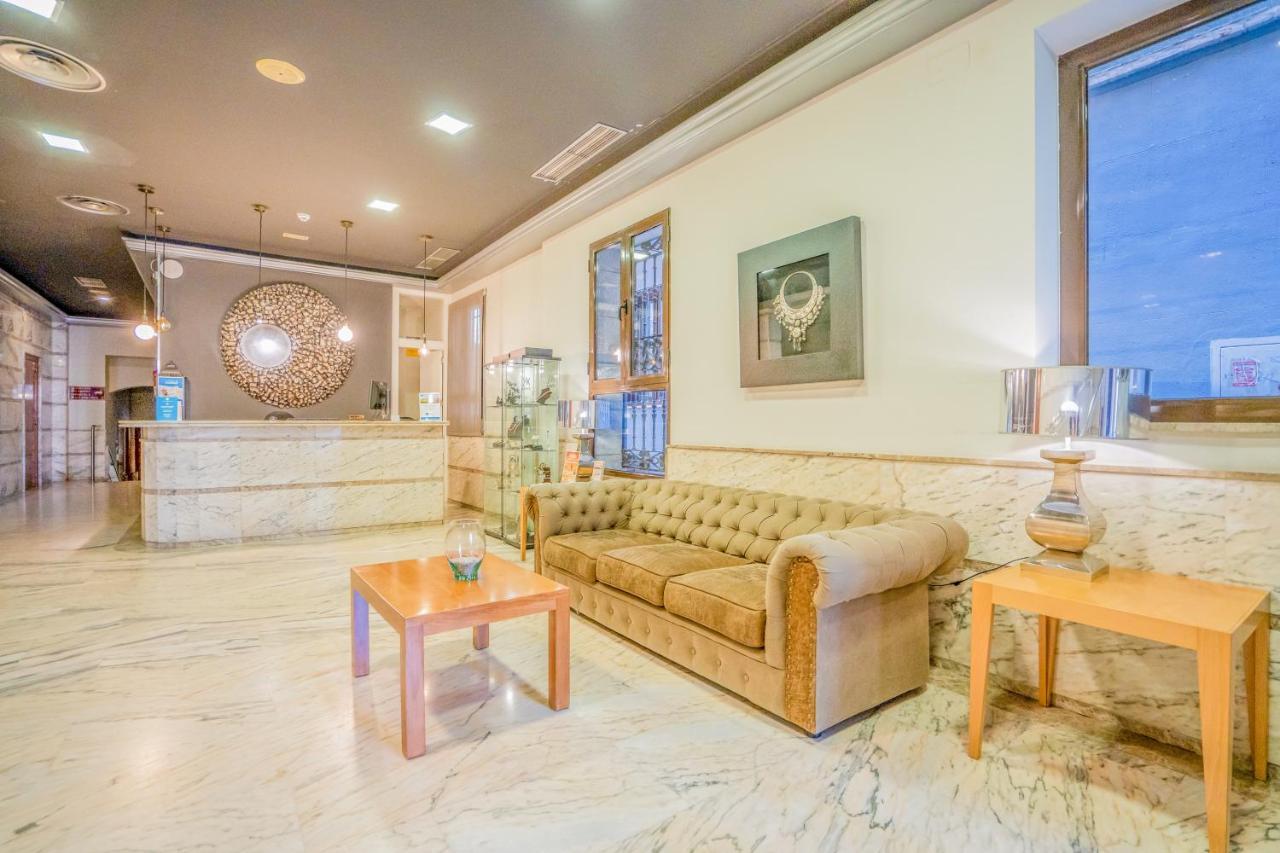 Yit Conquista De Toledo Hotel Bagian luar foto