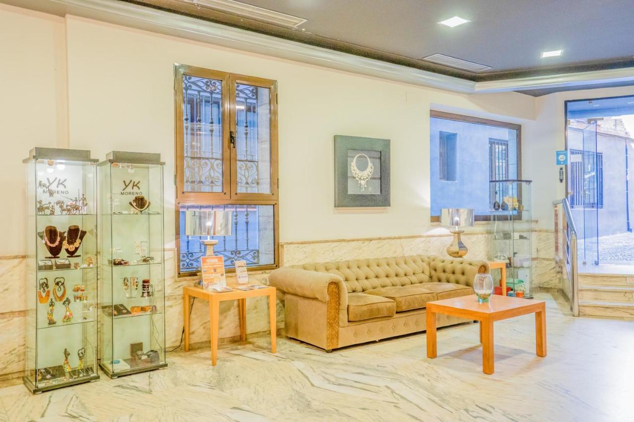 Yit Conquista De Toledo Hotel Bagian luar foto