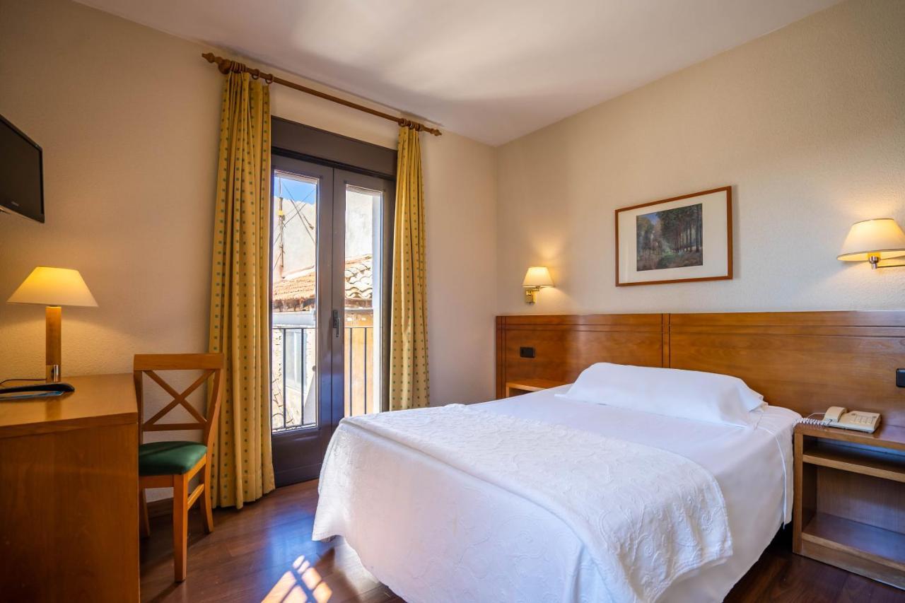 Yit Conquista De Toledo Hotel Bagian luar foto