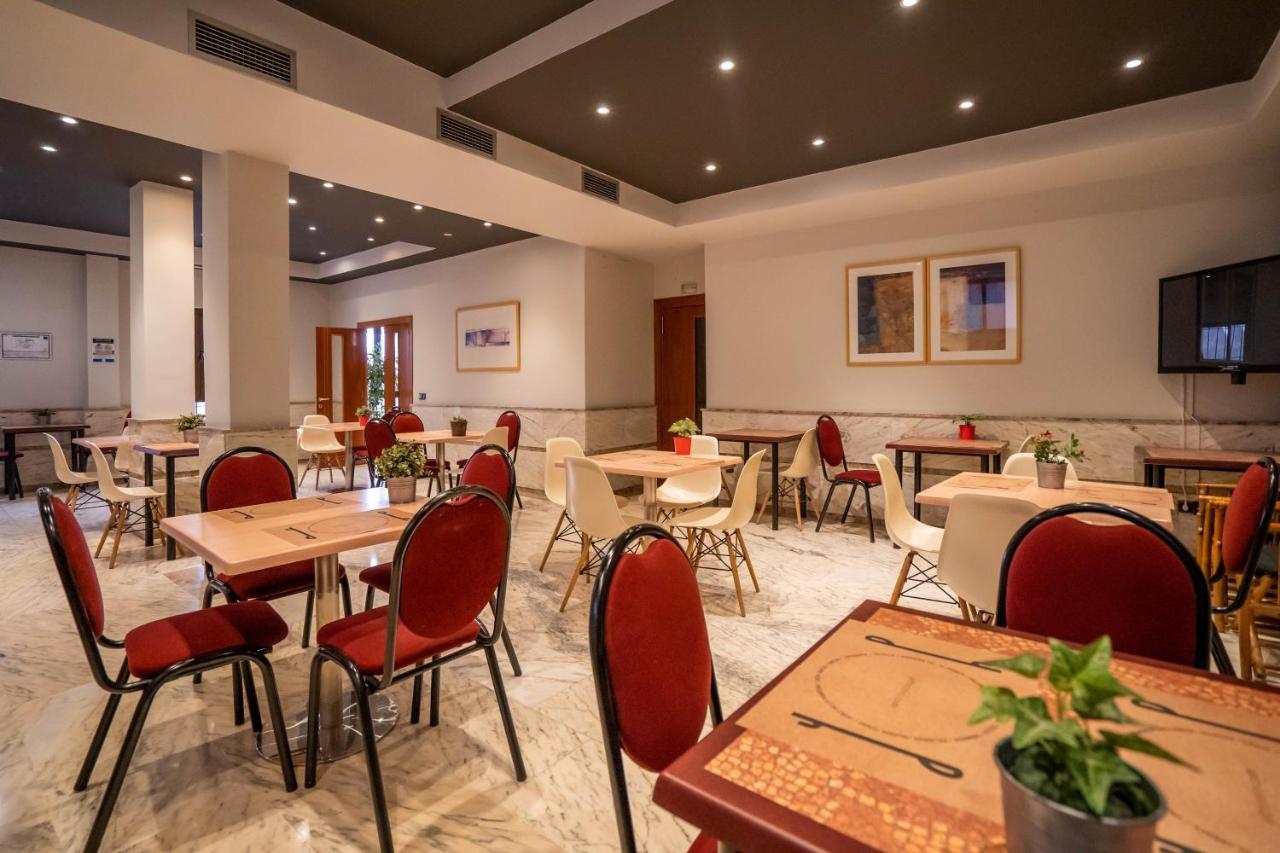 Yit Conquista De Toledo Hotel Bagian luar foto