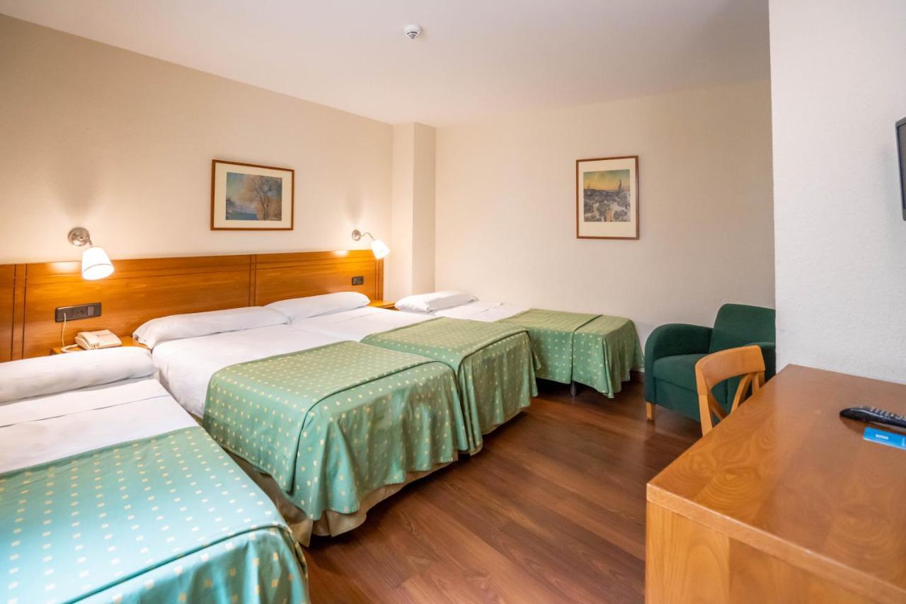 Yit Conquista De Toledo Hotel Bagian luar foto