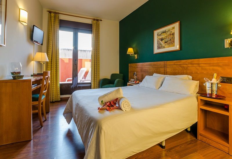Yit Conquista De Toledo Hotel Bagian luar foto