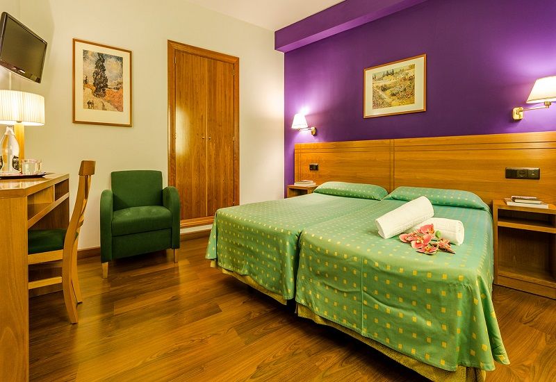 Yit Conquista De Toledo Hotel Bagian luar foto