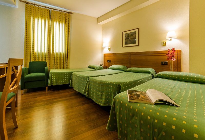 Yit Conquista De Toledo Hotel Bagian luar foto