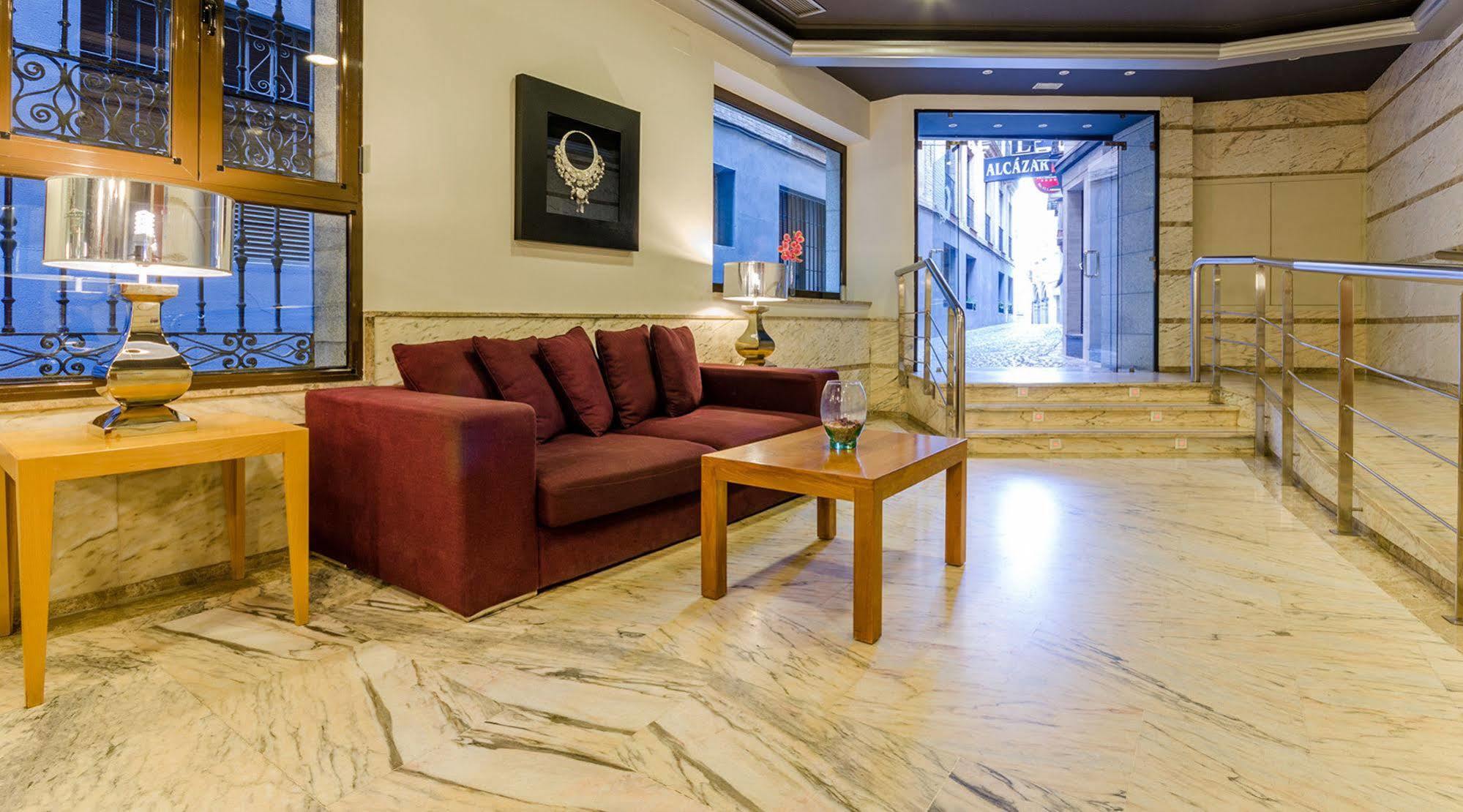 Yit Conquista De Toledo Hotel Bagian luar foto